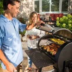 Broil King 945050 Regal Grill 400 Charcoal Smoker, 25.5-Inches -Party Bbq bk 945050 e 08 22