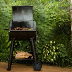 Broil King 945050 Regal Grill 400 Charcoal Smoker, 25.5-Inches -Party Bbq bk 945050 f 08 22