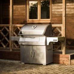 Napoleon PRO605CSS Professional Charcoal Grill On Cart -Party Bbq pro605css ls a 06 20