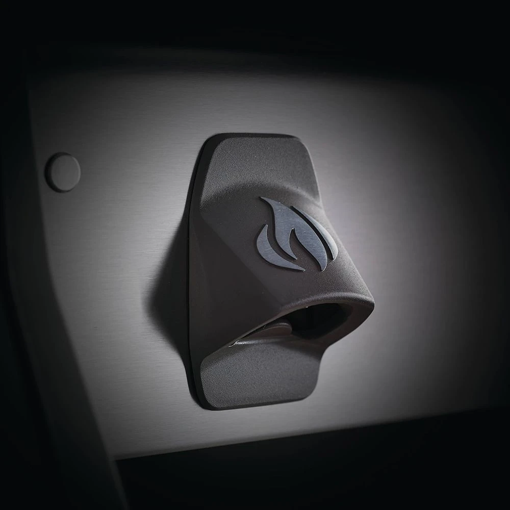 Napoleon RSE425RSIBSS Rogue SE 425 Gas Grill On Cart With Infrared Side And Rear Burners, 23.75-Inches 5 Napoleon RSE425RSIBSS Rogue SE 425 Gas Grill On Cart With Infrared Side And Rear Burners, 23.75-Inches - Image 3