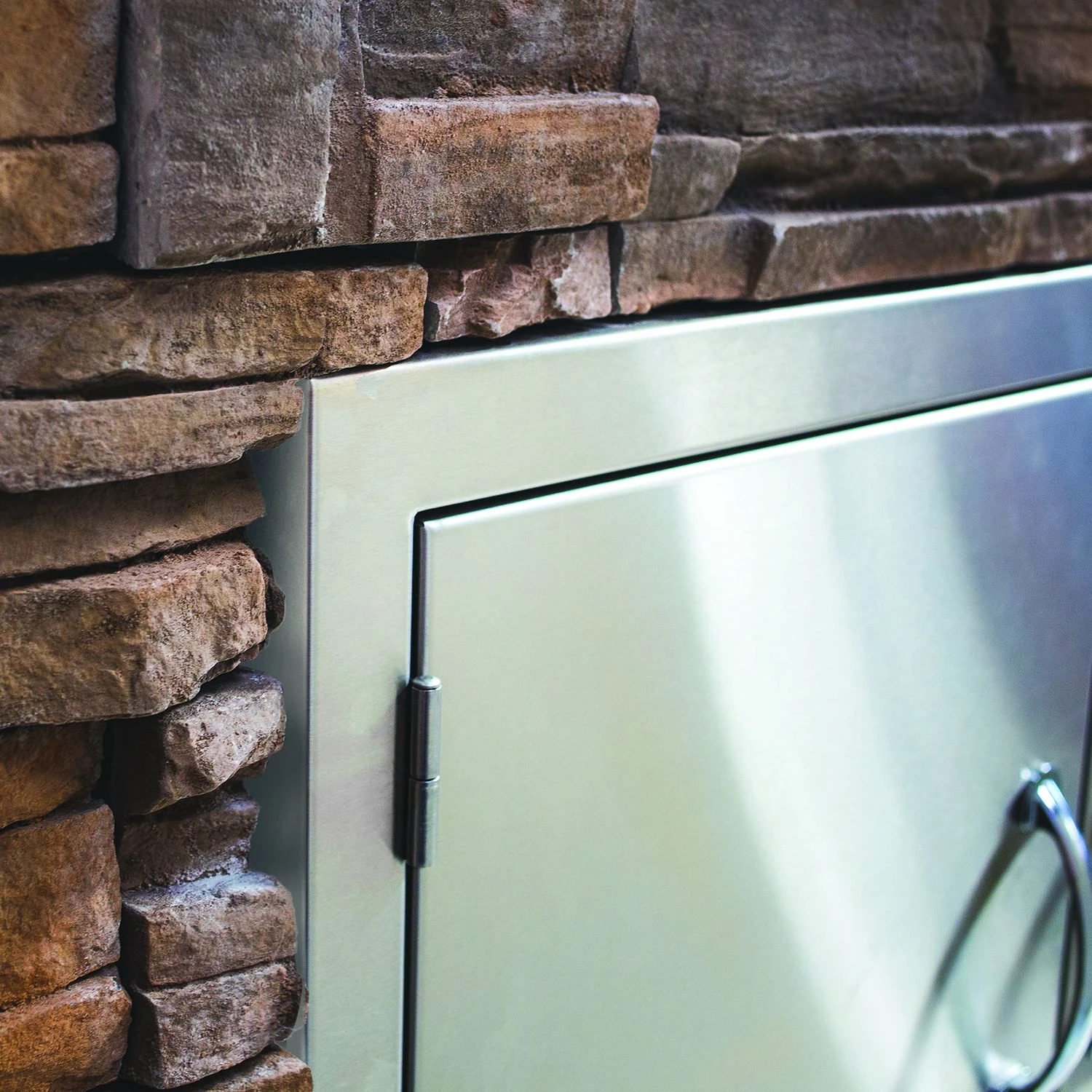 Summerset SSTDC-17M Vertical Double Drawer & Paper Towel Holder Combo With Masonry Frame, 17-Inch 5 Summerset SSTDC-17M Vertical Double Drawer & Paper Towel Holder Combo With Masonry Frame, 17-Inch - Image 3