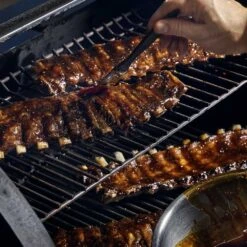 Weber SmokeFire EX6 Freestanding Pellet Grill, 36-Inch (WEB-23510201) -Party Bbq web 23510201 ls d 05 22